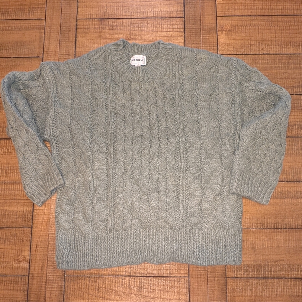 Republic Alpaca Blend Cable Knit Sweater - L